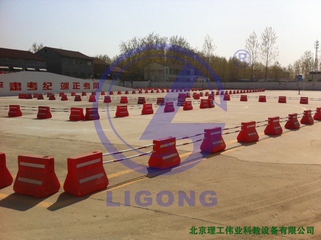 科目二場(chǎng)地考試系統(tǒng)，GPS小車考試系統(tǒng)